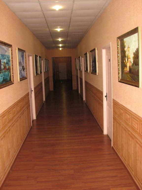 Art Hotel Izmaíl Habitación foto